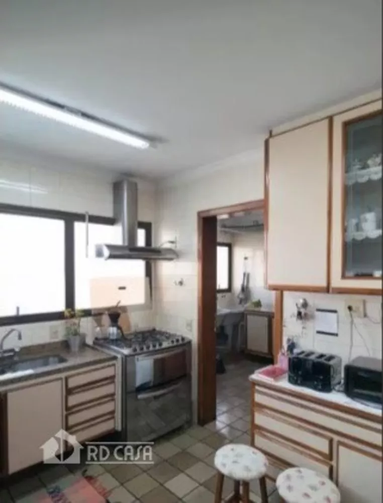 Apartamento à venda com 4 quartos, 300m² - Foto 9