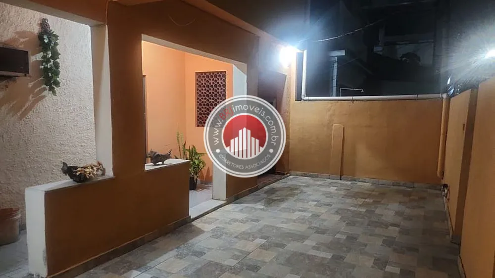 Casa, 3 quartos, 243 m² - Foto 3