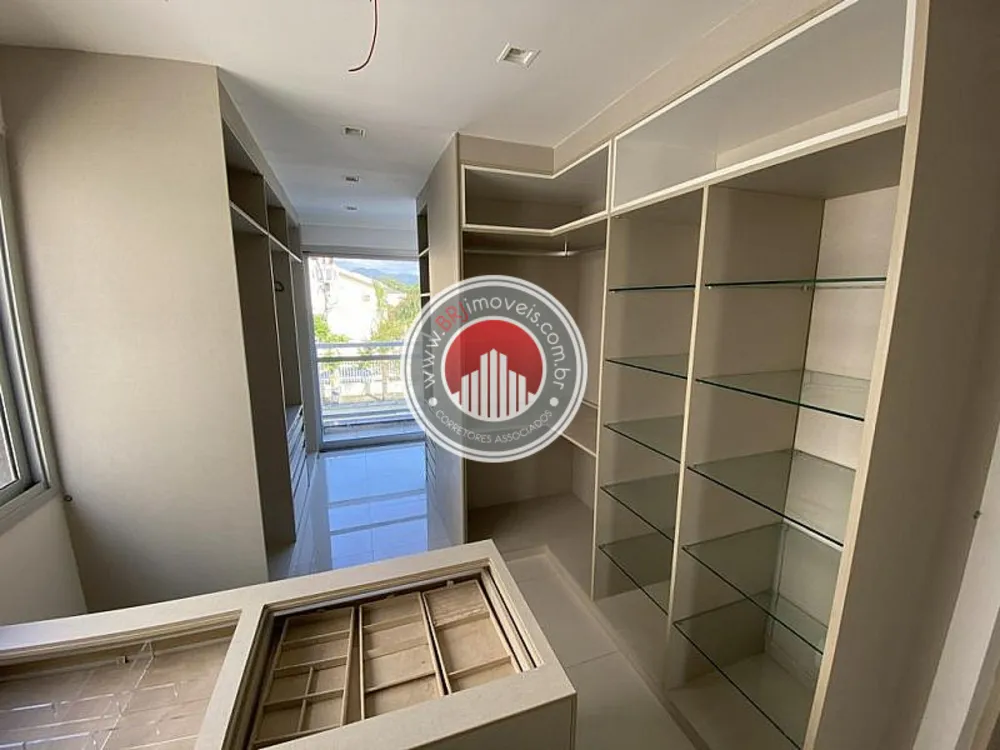 Casa, 3 quartos, 268 m² - Foto 56