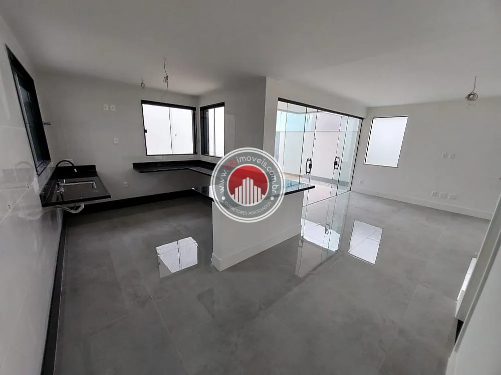 Casa, 5 quartos, 350 m² - Foto 2