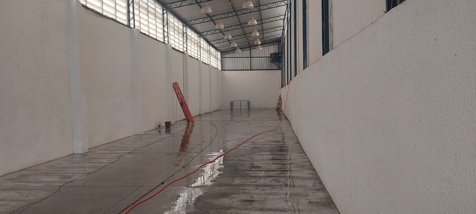 Depósito-Galpão-Armazém para alugar, 350m² - Foto 12