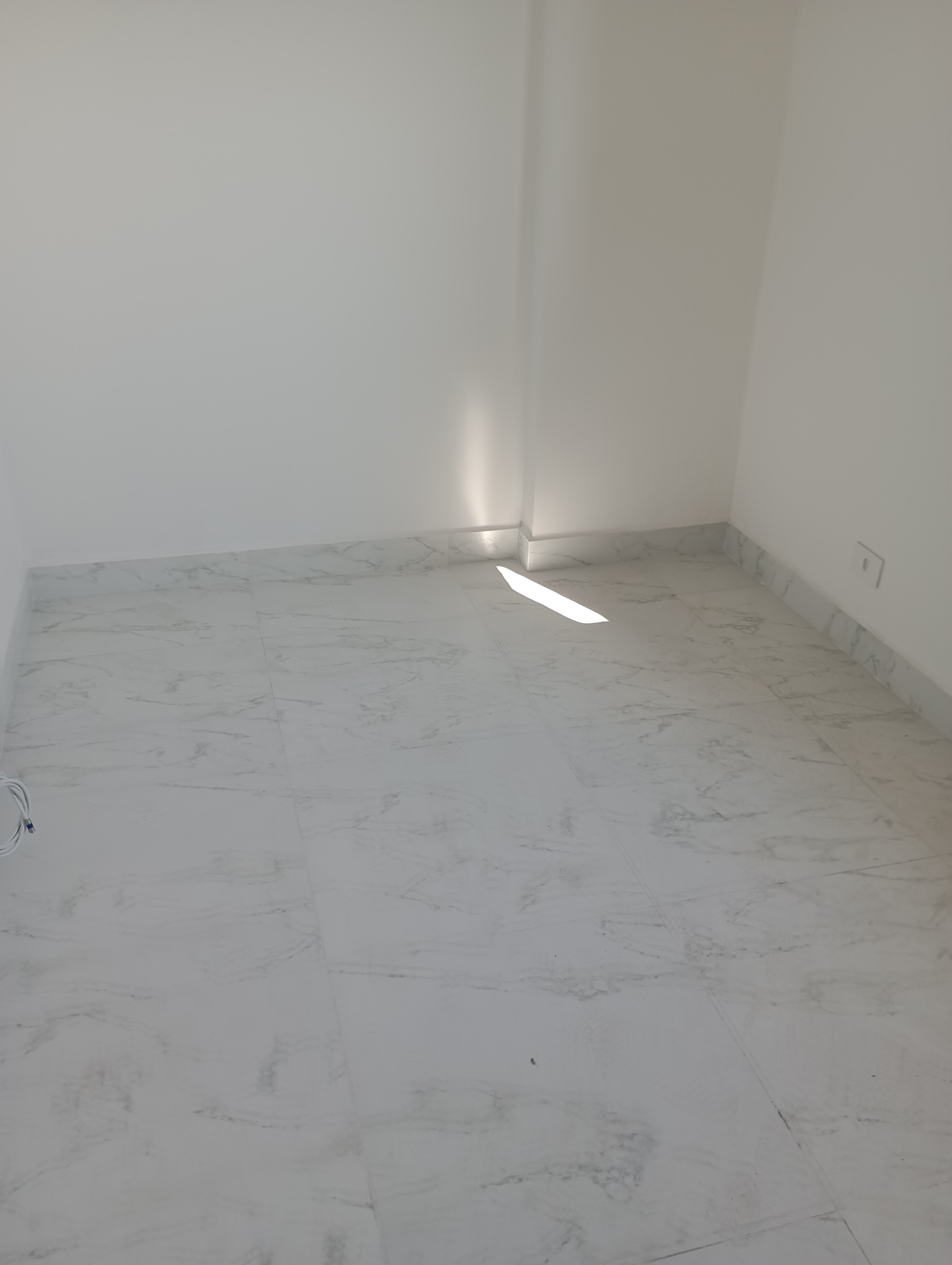 Apartamento à venda com 2 quartos, 64m² - Foto 2