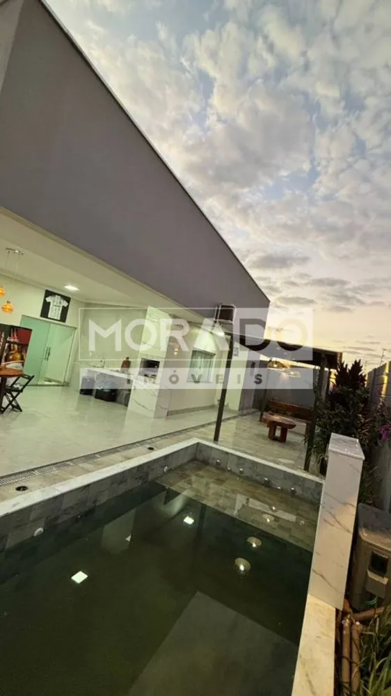 Casa, 3 quartos, 220 m² - Foto 2