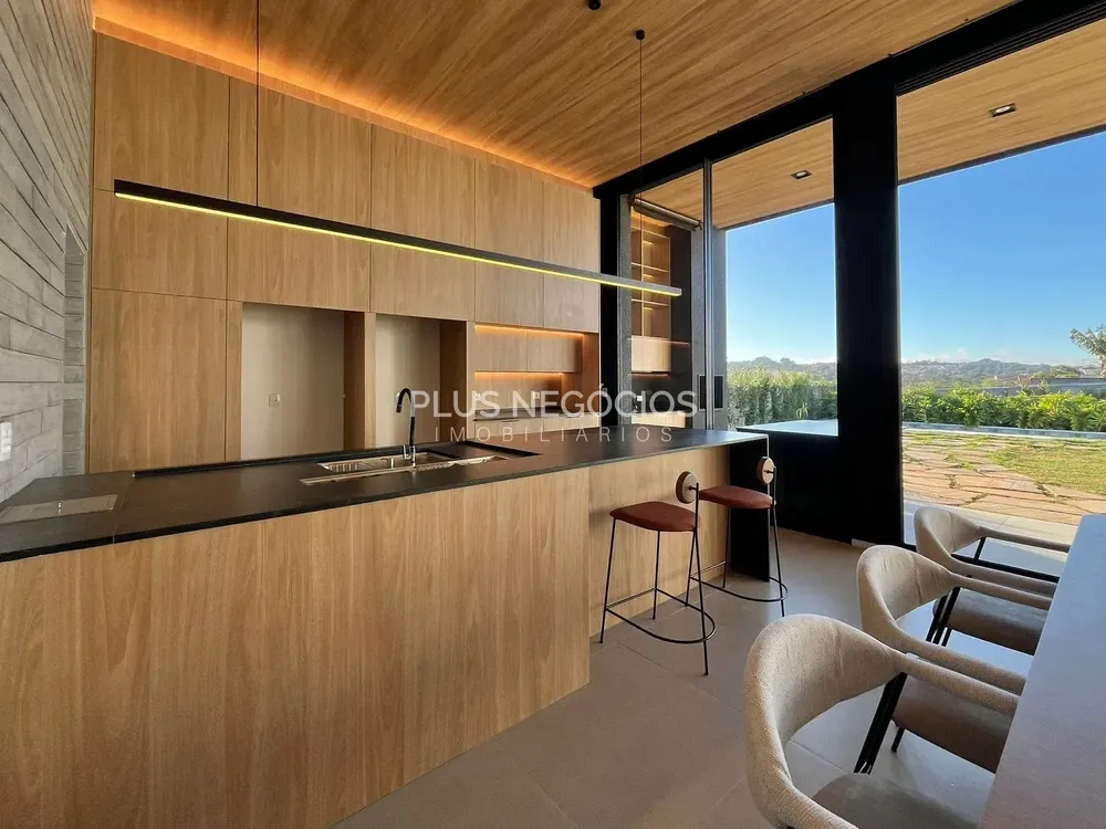 Casa, 3 quartos, 233 m² - Foto 3