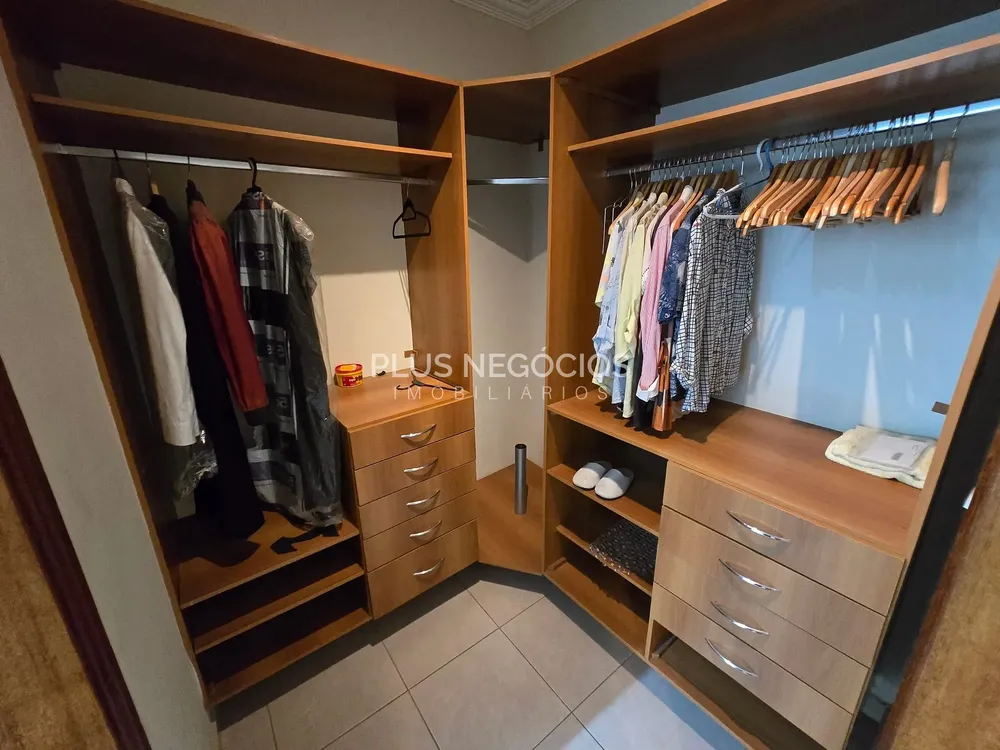 Casa, 3 quartos, 205 m² - Foto 8