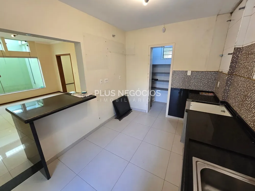 Casa, 3 quartos, 205 m² - Foto 4