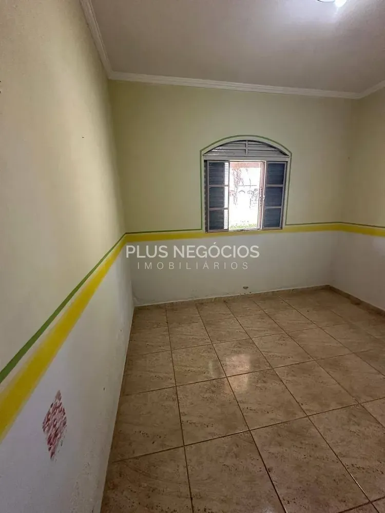 Chácara, 3 quartos, 814 m² - Foto 8