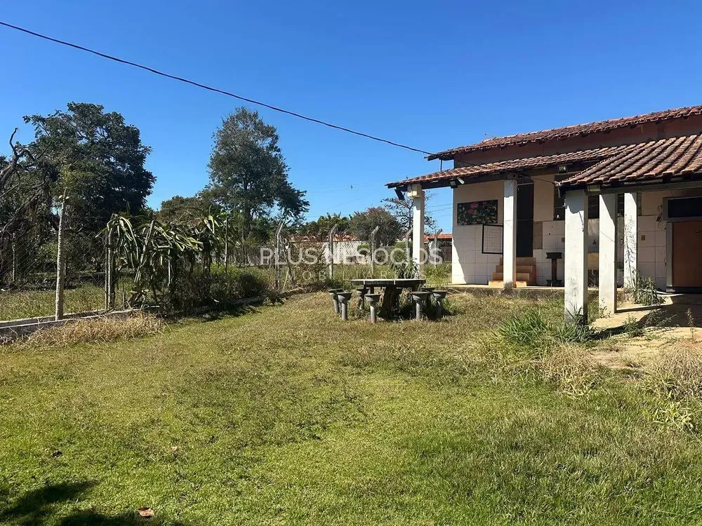 Chácara, 3 quartos, 814 m² - Foto 2