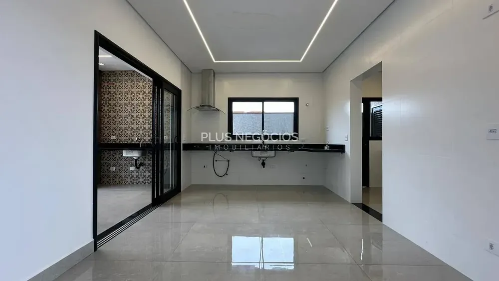 Casa, 3 quartos, 231 m² - Foto 6