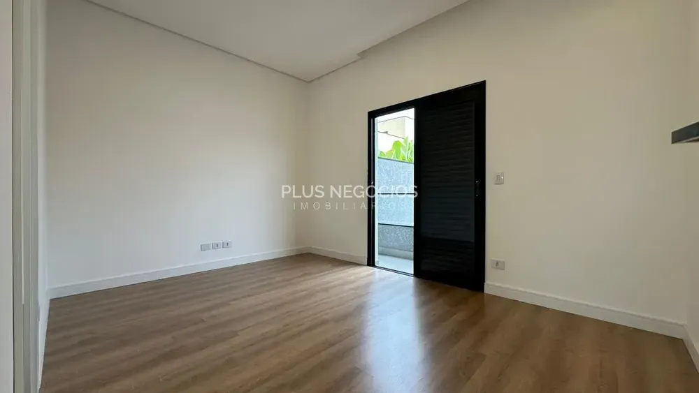 Casa, 3 quartos, 231 m² - Foto 1