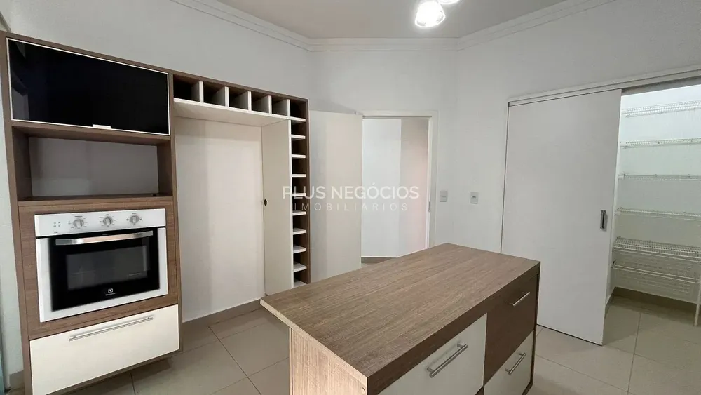 Casa, 3 quartos, 200 m² - Foto 4