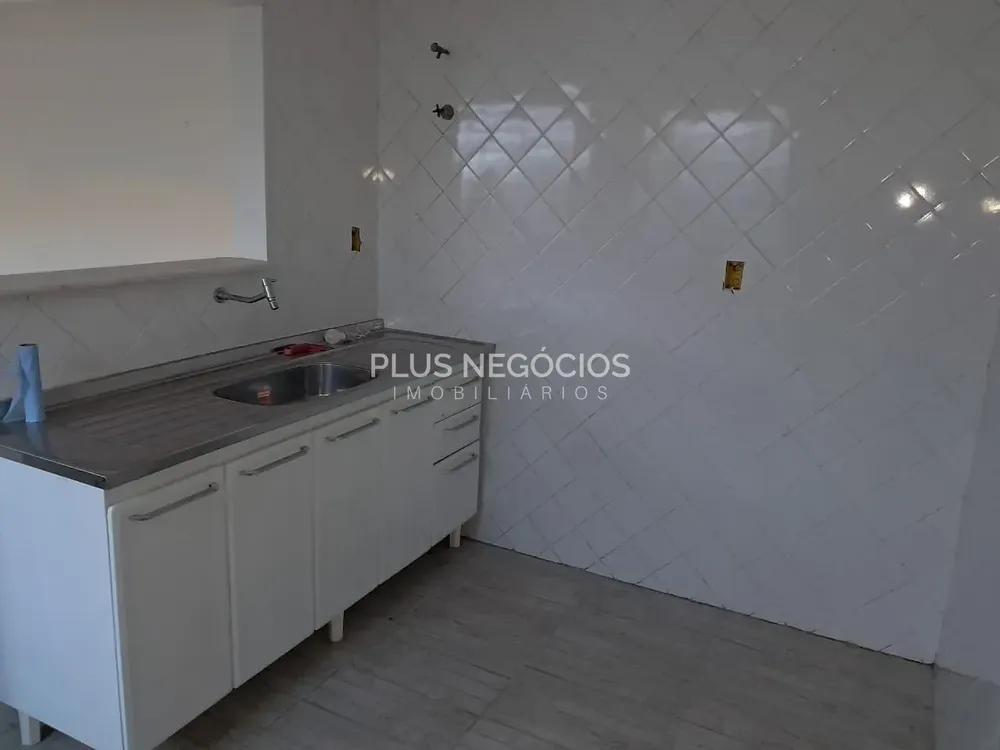 Casa, 3 quartos, 165 m² - Foto 2