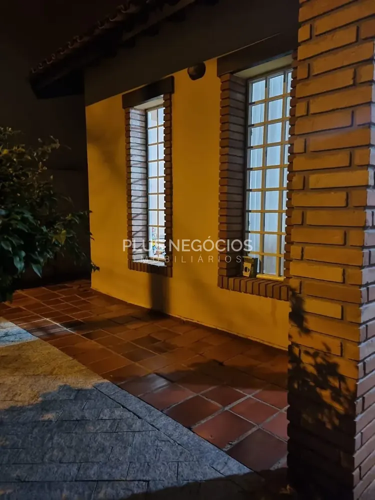 Sobrado, 4 quartos, 253 m² - Foto 1