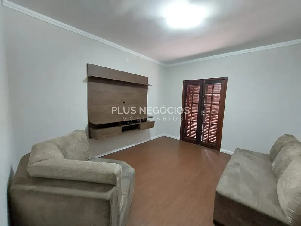 Casa, 4 quartos, 250 m² - Foto 1