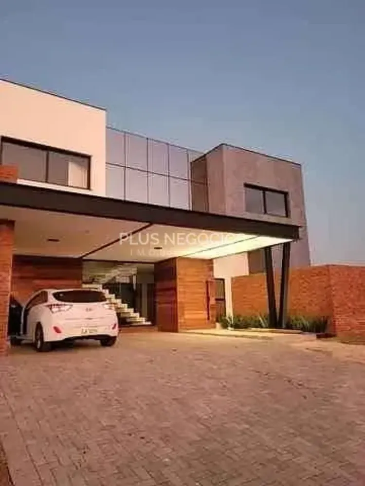 Casa, 4 quartos, 293 m² - Foto 1