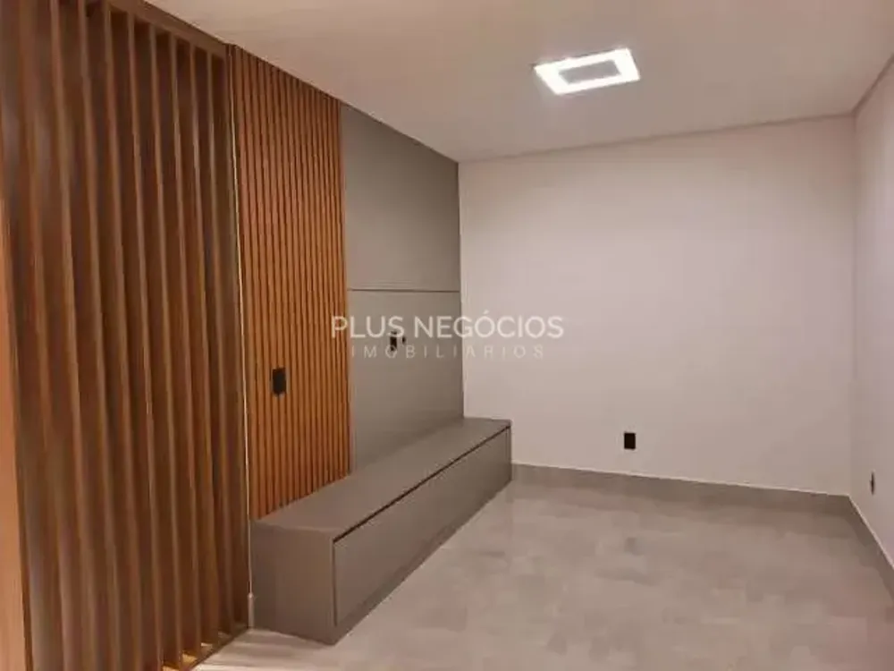 Casa, 4 quartos, 317 m² - Foto 2