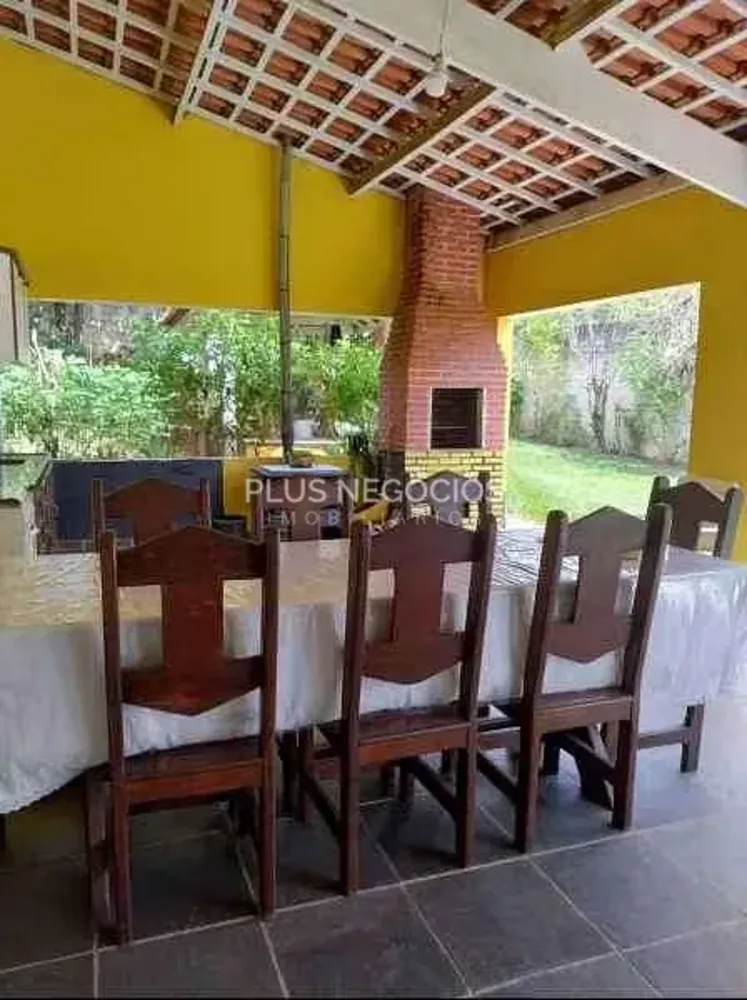 Chácara, 6 quartos, 1600 m² - Foto 1