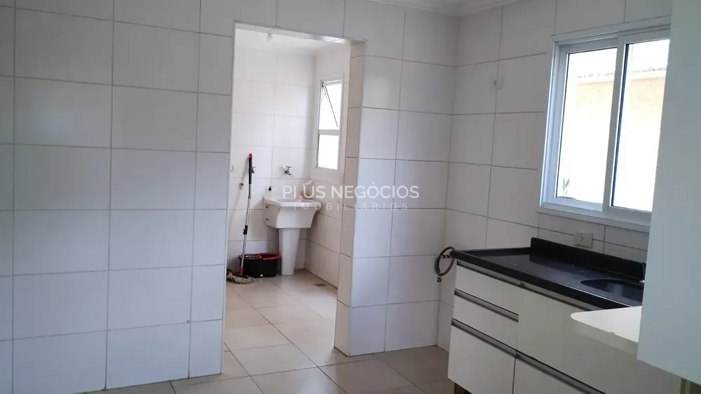 Casa, 4 quartos, 239 m² - Foto 9