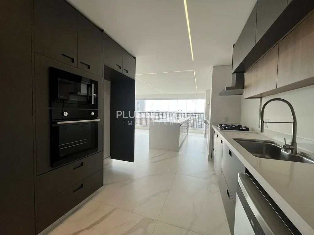 Apartamento, 3 quartos, 215 m² - Foto 2
