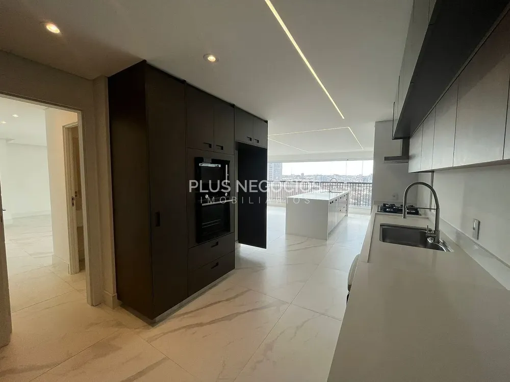 Apartamento, 3 quartos, 215 m² - Foto 3