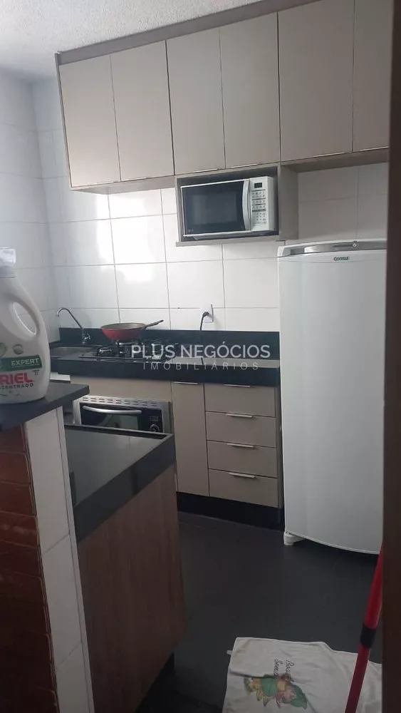 Apartamento à venda com 2 quartos, 42m² - Foto 4