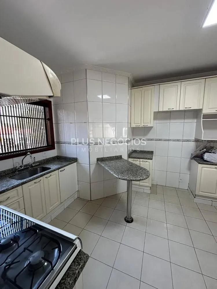Casa, 1 quarto, 301 m² - Foto 7