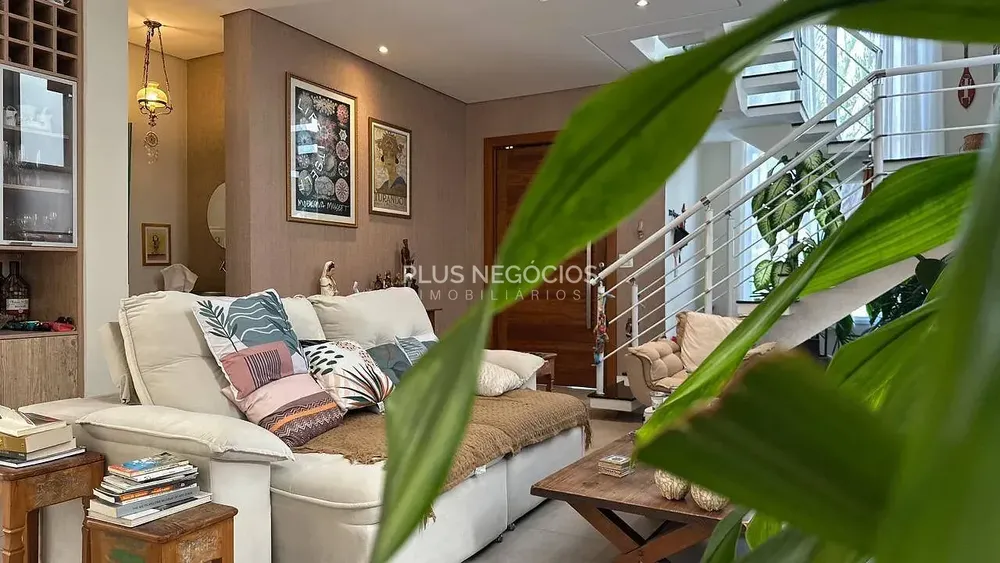 Casa, 3 quartos, 261 m² - Foto 3