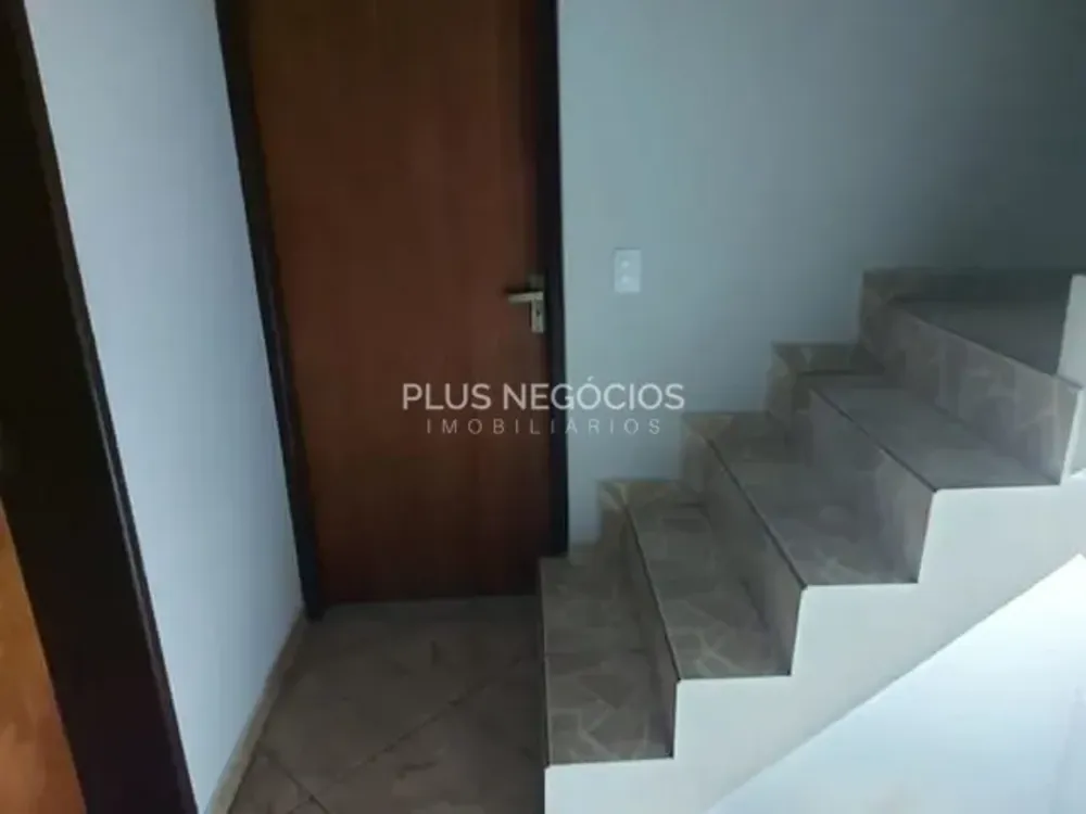 Casa, 3 quartos, 200 m² - Foto 2