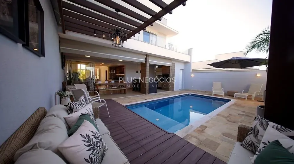 Casa, 3 quartos, 235 m² - Foto 2
