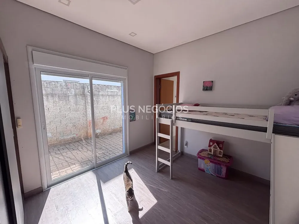 Casa, 4 quartos, 205 m² - Foto 4