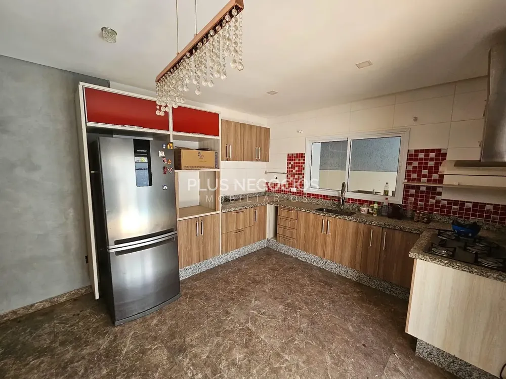 Casa, 3 quartos, 200 m² - Foto 6