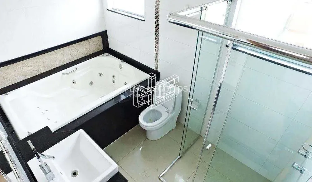 Casa, 3 quartos, 220 m² - Foto 2
