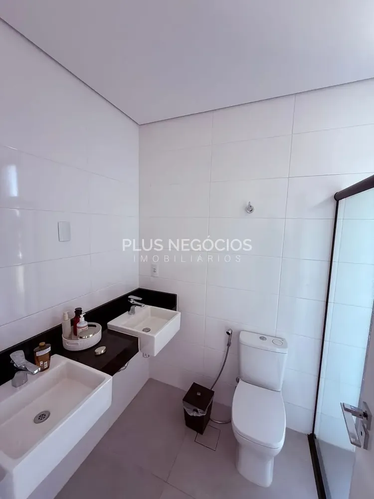 Sobrado, 3 quartos, 248 m² - Foto 3