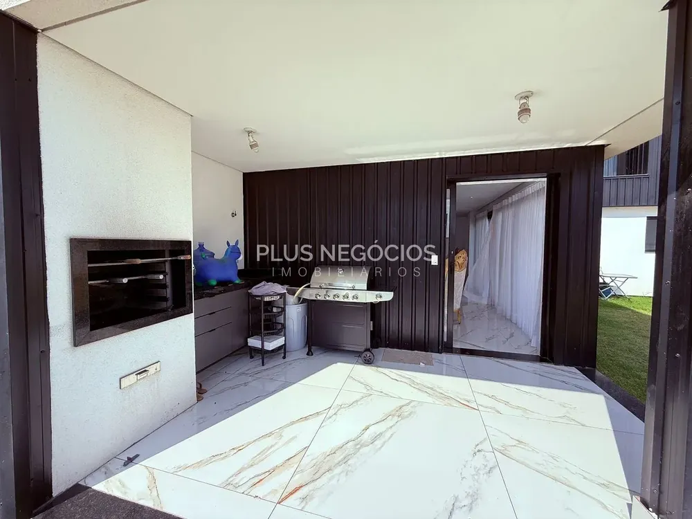 Sobrado, 3 quartos, 248 m² - Foto 4