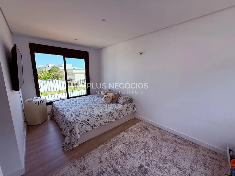 Sobrado, 3 quartos, 248 m² - Foto 2