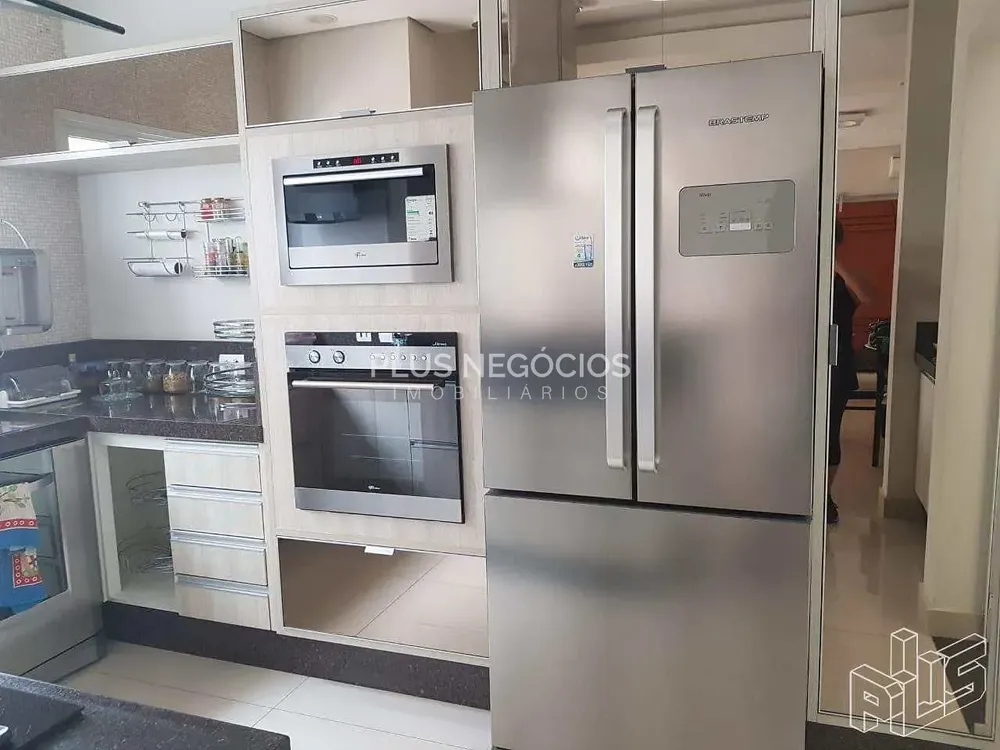 Casa, 3 quartos, 277 m² - Foto 6