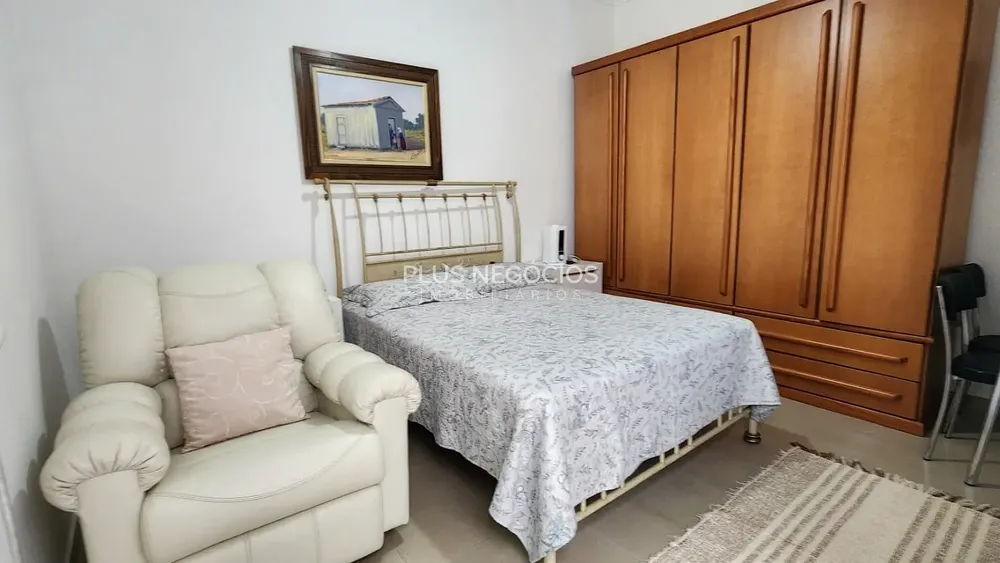 Casa, 4 quartos, 245 m² - Foto 9