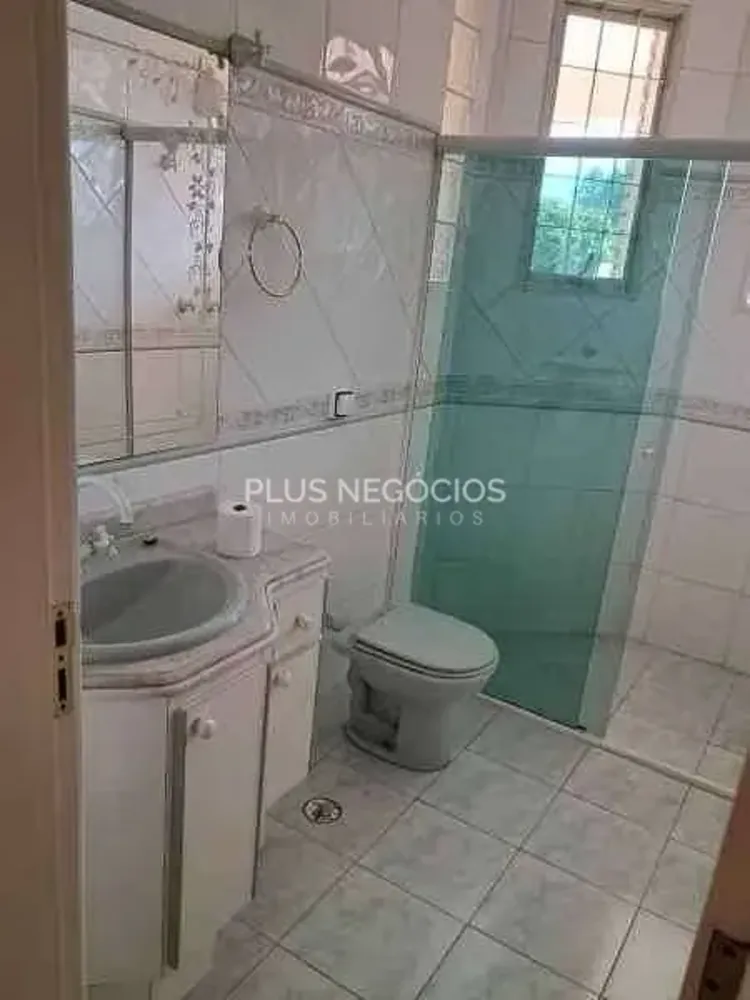 Casa, 4 quartos, 290 m² - Foto 2