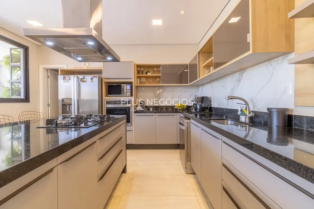 Casa, 4 quartos, 500 m² - Foto 1
