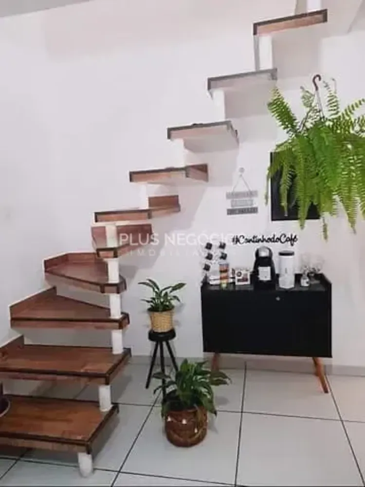 Casa, 4 quartos, 140 m² - Foto 1