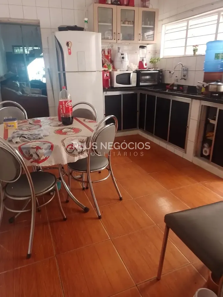 Casa, 3 quartos, 200 m² - Foto 3