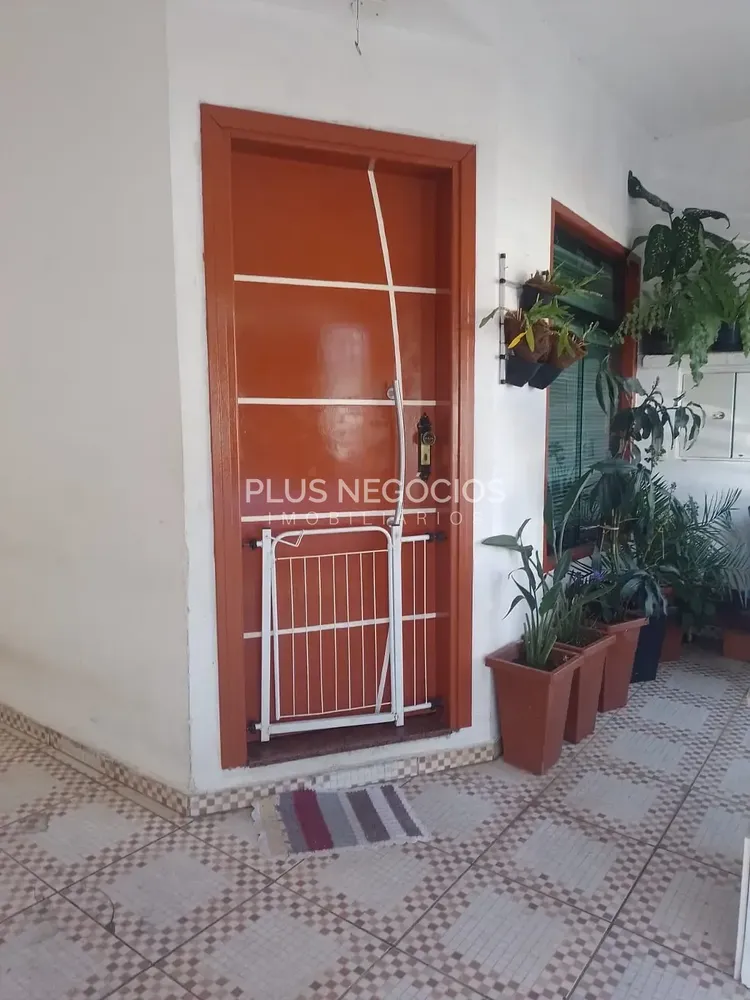 Casa, 3 quartos, 200 m² - Foto 1