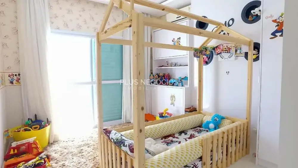 Casa, 3 quartos, 309 m² - Foto 1