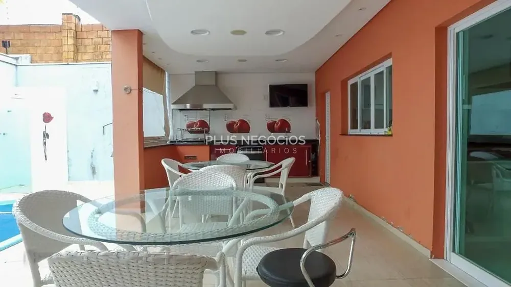 Casa, 3 quartos, 309 m² - Foto 2