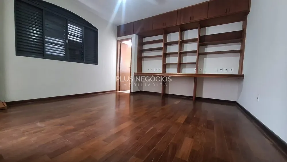 Casa, 3 quartos, 210 m² - Foto 8