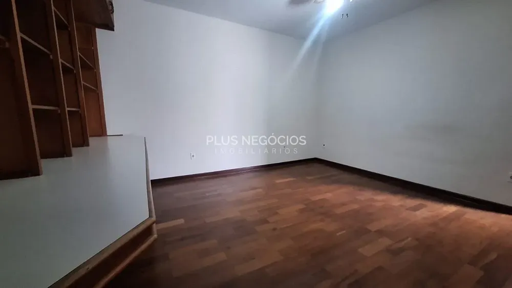Casa, 3 quartos, 210 m² - Foto 7