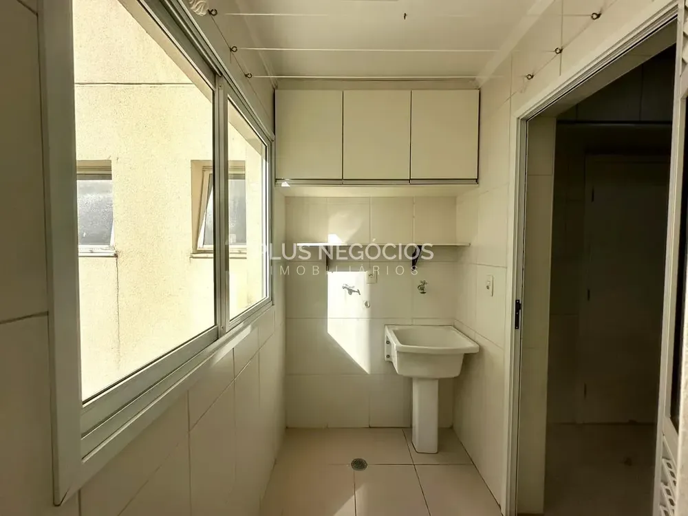 Apartamento, 3 quartos, 94 m² - Foto 2
