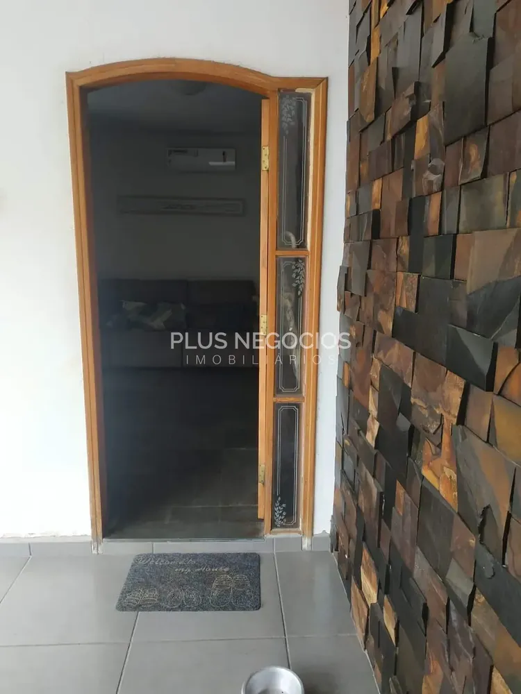 Casa, 3 quartos, 178 m² - Foto 1