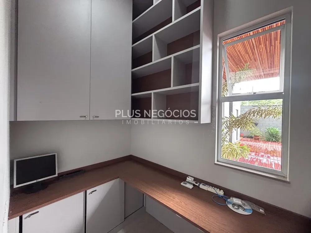 Casa, 4 quartos, 350 m² - Foto 4