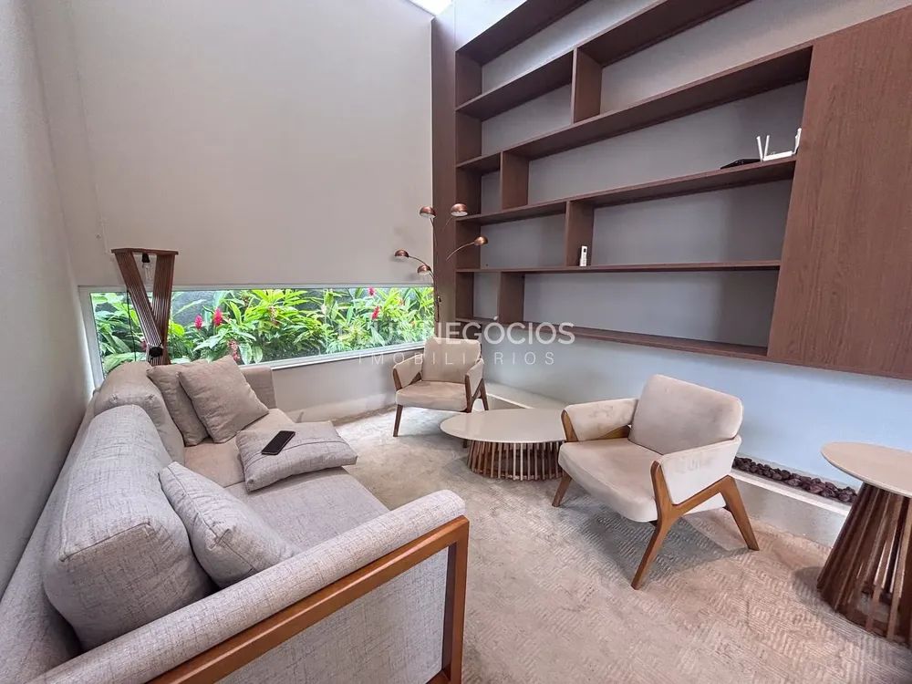 Casa, 4 quartos, 350 m² - Foto 1